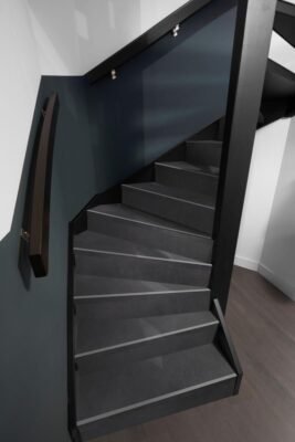 Trap bekleden met pvc Zwolle: een stijlvolle en duurzame oplossing