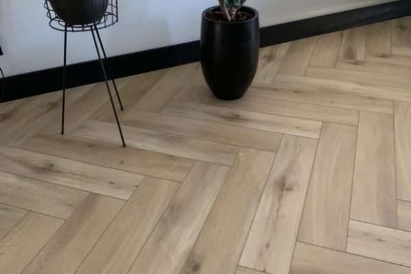 Gelasta Callisto 4201 Visgraat Plak PVC Natural Oak Light - Afbeelding 4